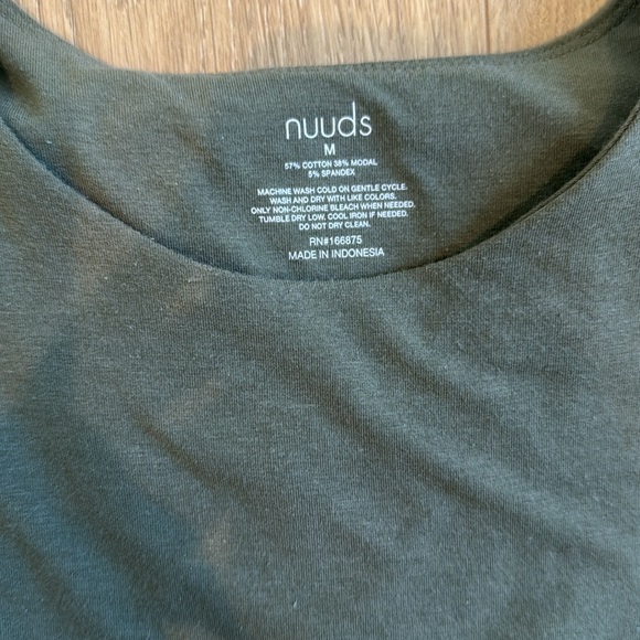 Crew neck tank bodysuit. Never worn! - Picture 4 of 4